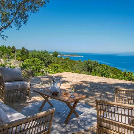 Stamateli, Villa Antipaxos